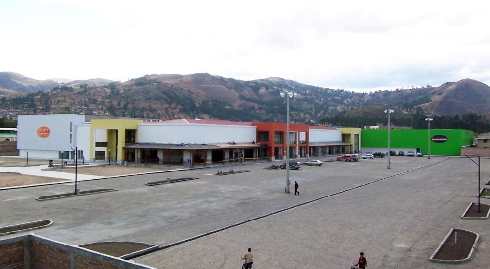 89369214_supermercadoelcentrocajamarca.thumb.jpg.ebf8506c51eee61ef6dda4f1218a2b7e.jpg